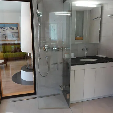 Sleek Mountain Escape, Light&airy *