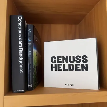 Sleek Mountain Escape, Light&airy