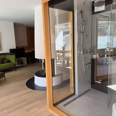 Sleek Mountain Escape, Light And Airy Appartamento Flims