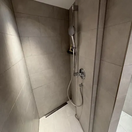 Apartamento Sleek Mountain Escape, Light&airy Flims