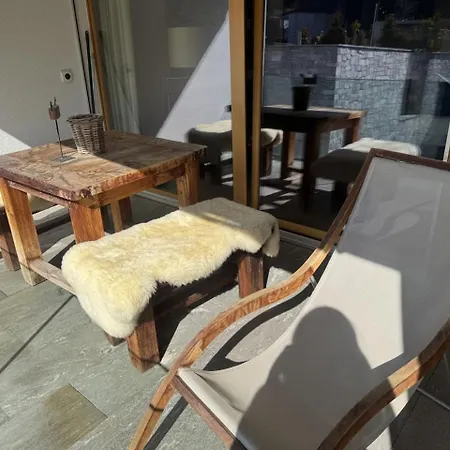 Appartamento Sleek Mountain Escape, Light And Airy