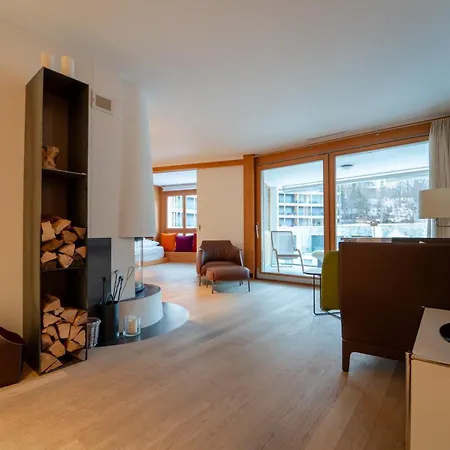 Apartment Sleek Mountain Escape Light And Airy