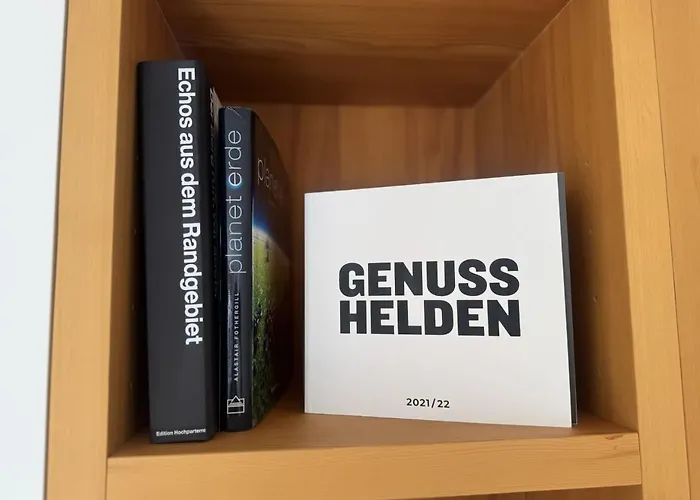 Sleek Mountain Escape, Light And Airy