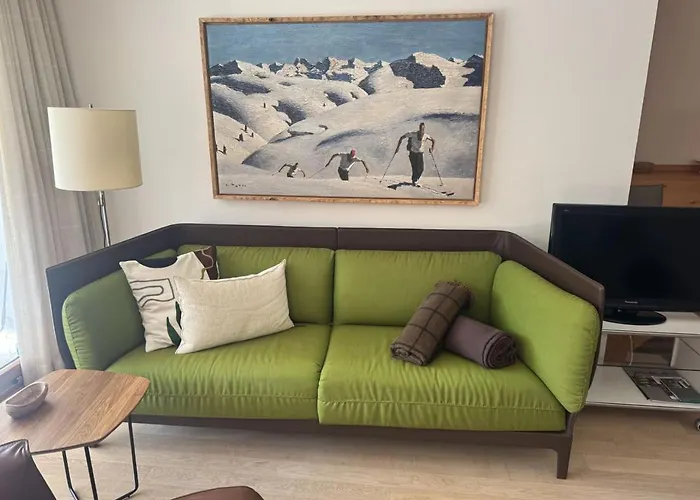 Sleek Mountain Escape, Light And Airy Daire Flims