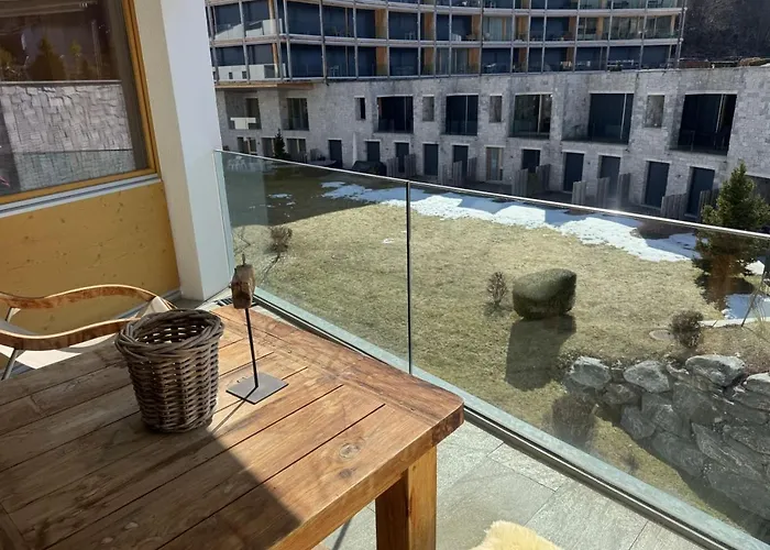 Sleek Mountain Escape, Light And Airy