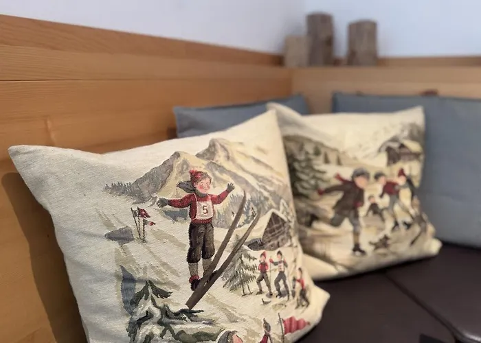 Sleek Mountain Escape, Light And Airy Daire Flims