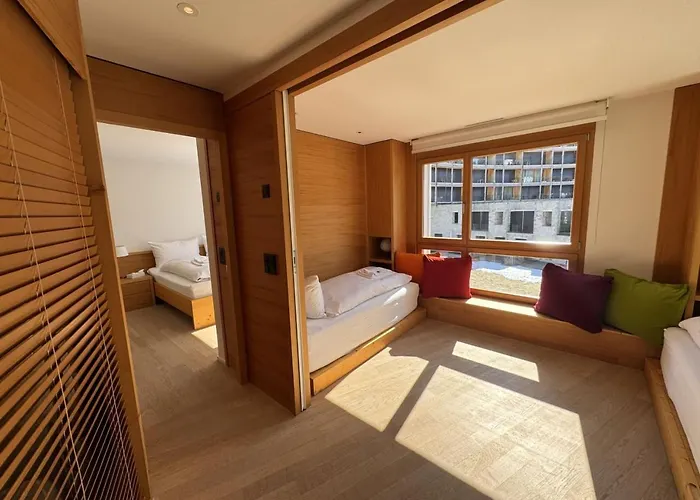 Sleek Mountain Escape, Light And Airy *